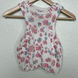Zara knit crop top  vest style top floral print cream and pink very soft